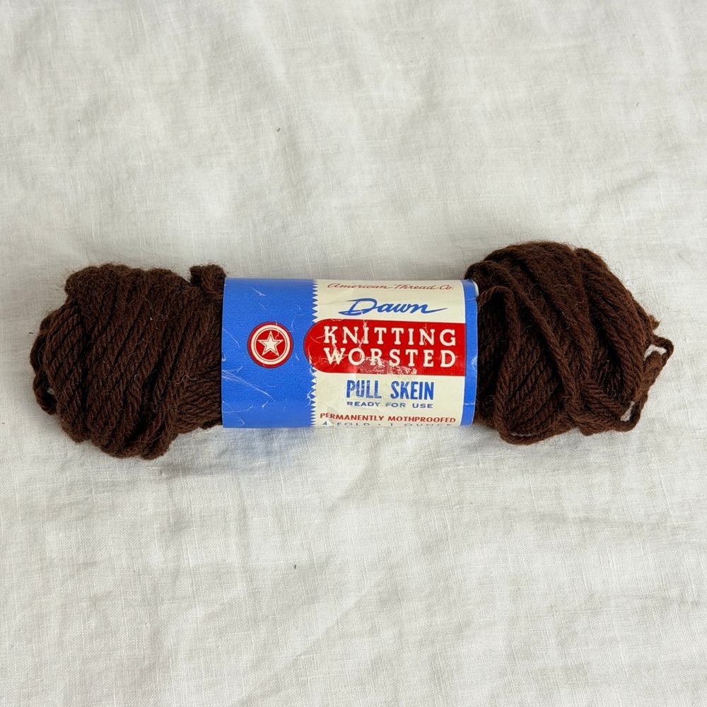 Vintage Dawn 100% Virgin Wool Yarn Knitting Worsted Wood Brown 1oz